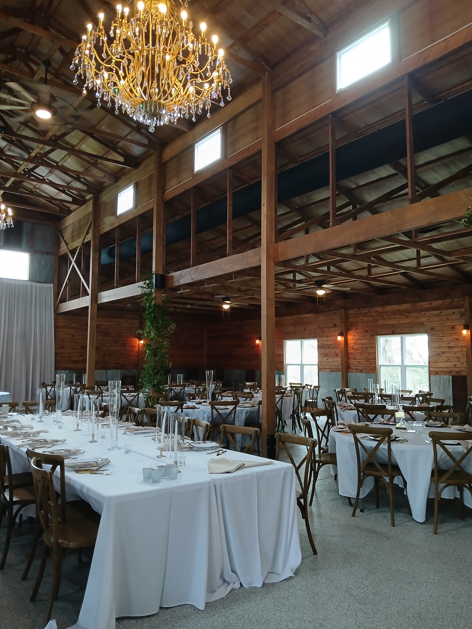 Long white table and round tables